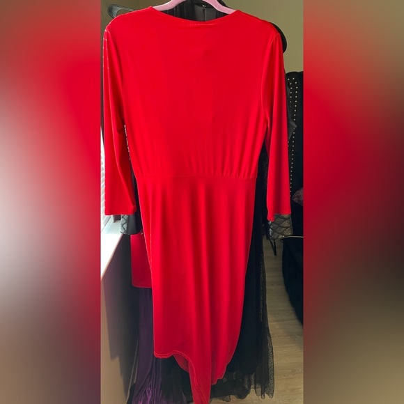 NWT CLUB L LONDON Sz 12 Red Jersey Overlay Stretch Sateen High Low Dress $130 - Picture 2 of 4